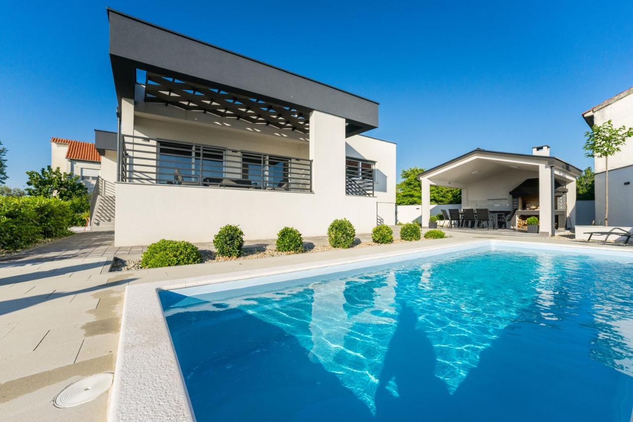 Villa Barbara-Holiday Home With Sea View Zadar Bagian luar foto
