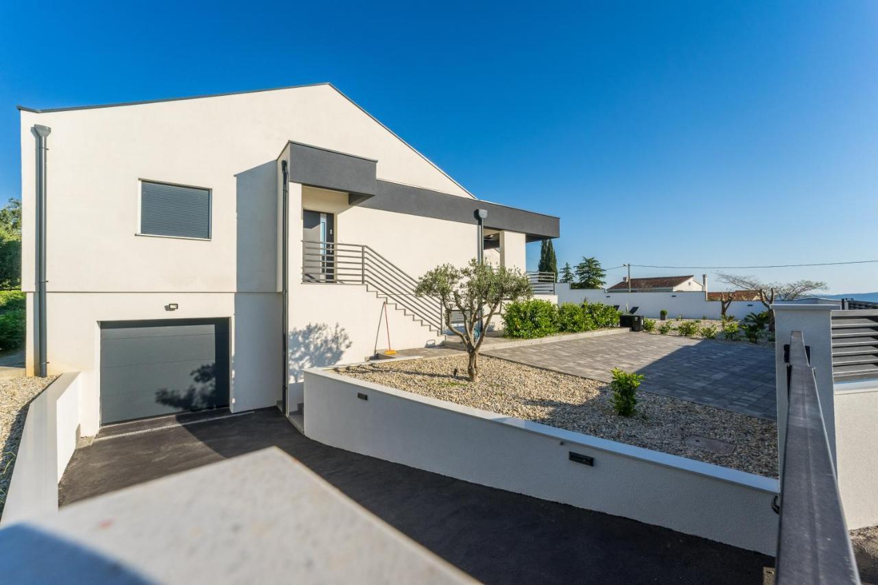 Villa Barbara-Holiday Home With Sea View Zadar Bagian luar foto