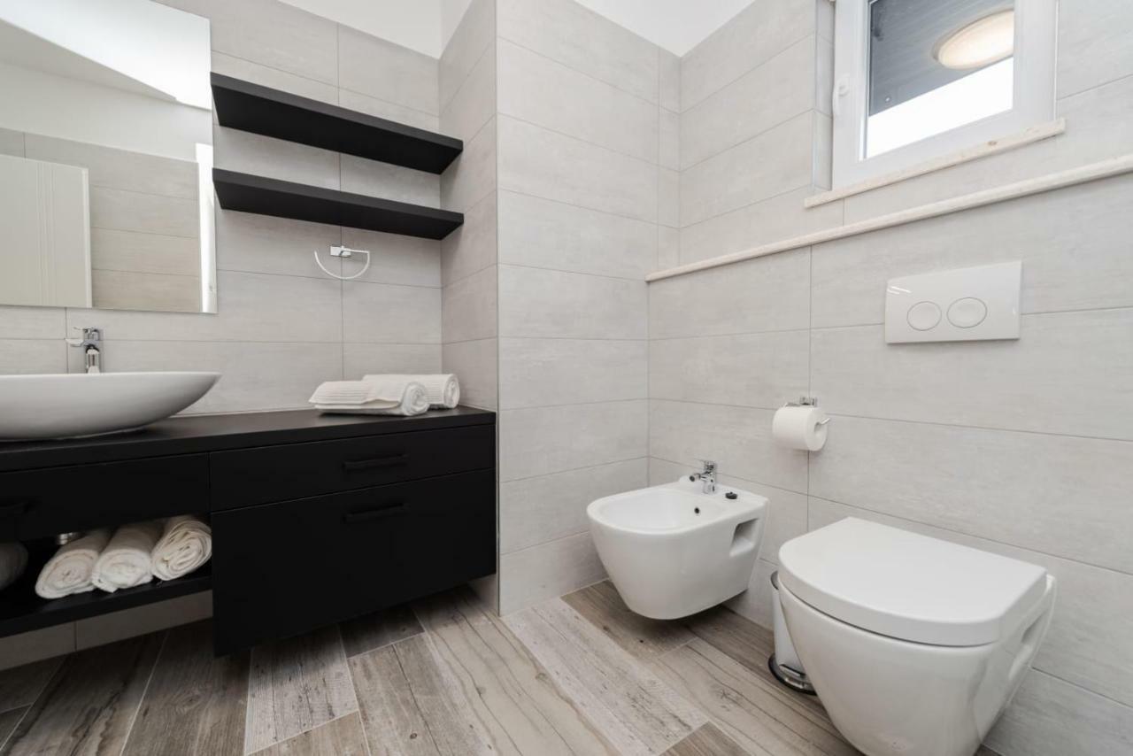 Villa Barbara-Holiday Home With Sea View Zadar Bagian luar foto